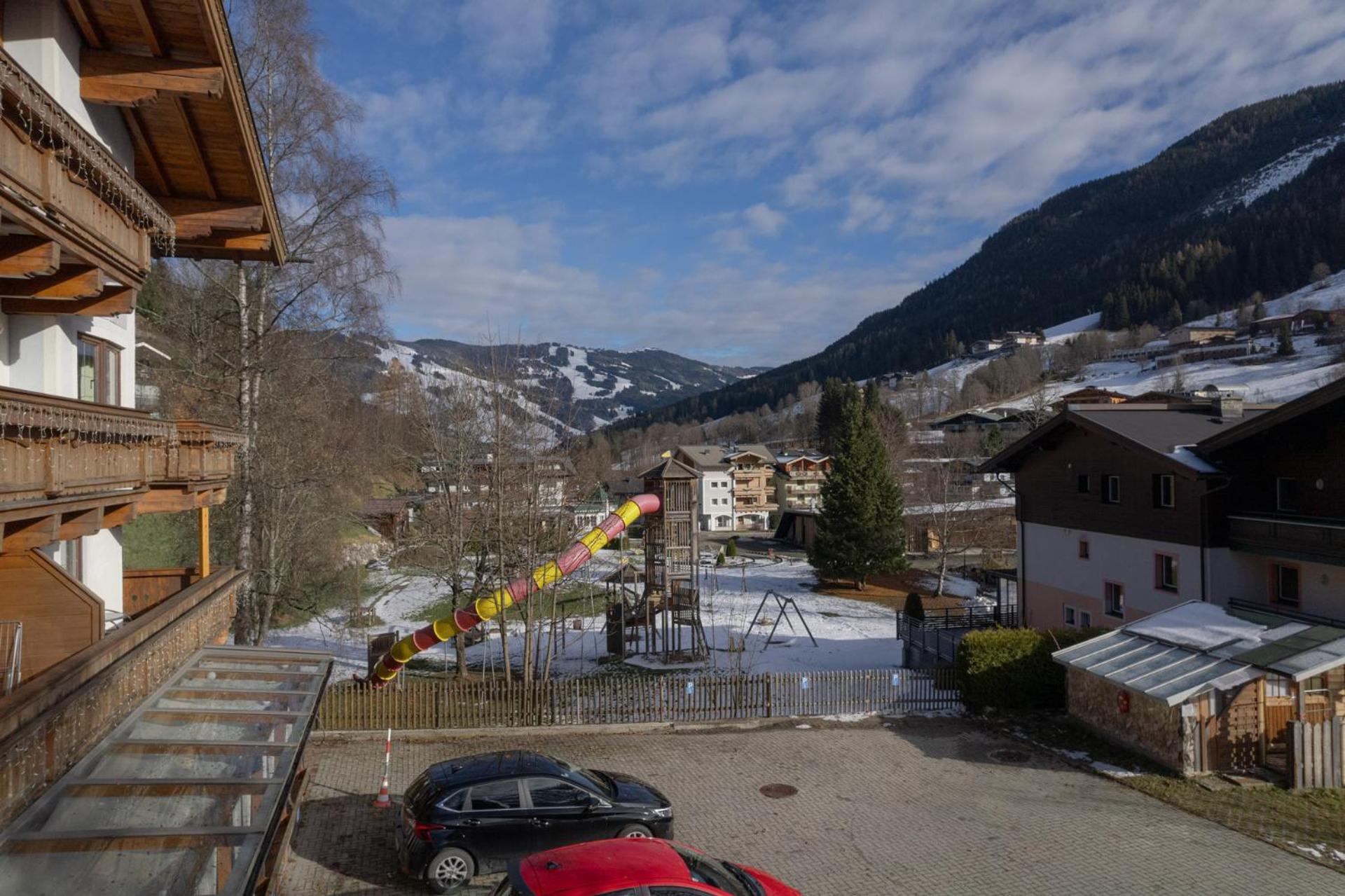 Hotel Valerie Saalbach-Hinterglemm Exterior photo